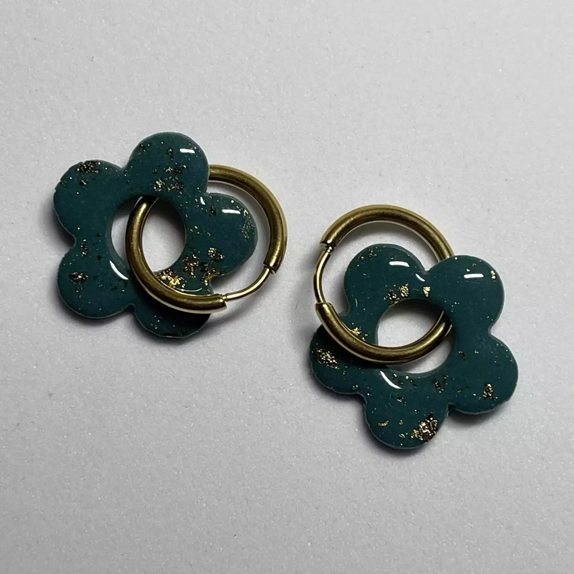 Pendiente + Charm Flor Verde