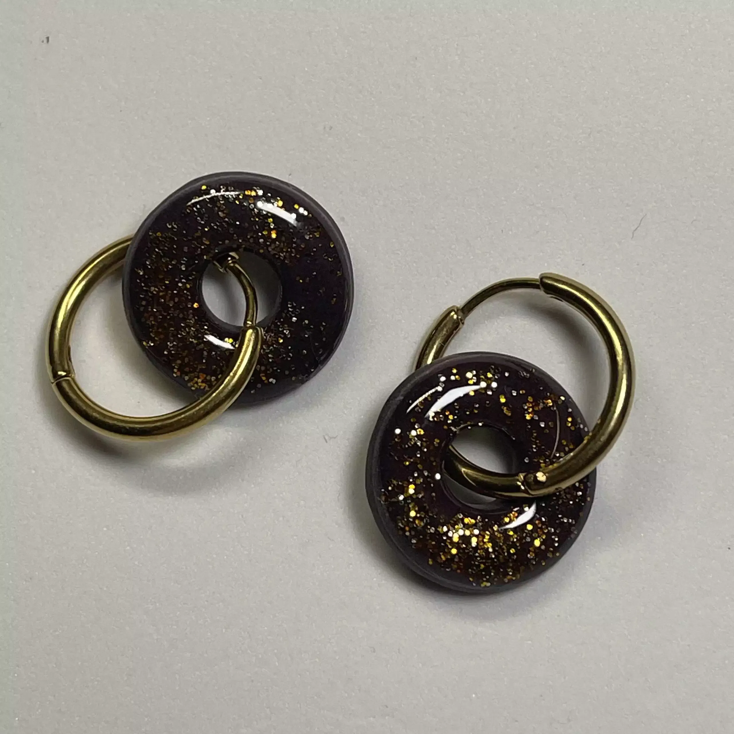 Pendiente + Charm Donut Destello