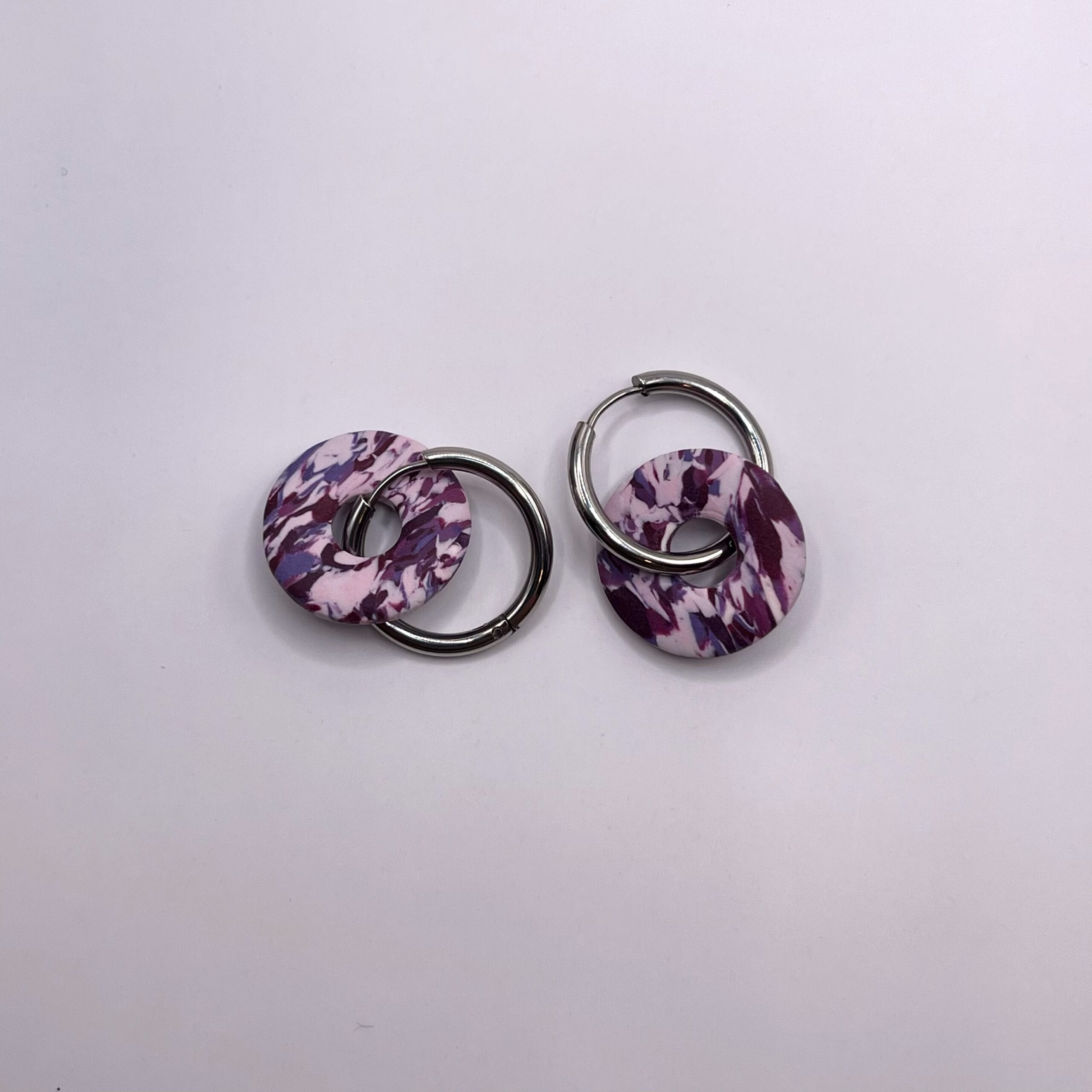 Pendiente + Charm Donut Marmolado Morado