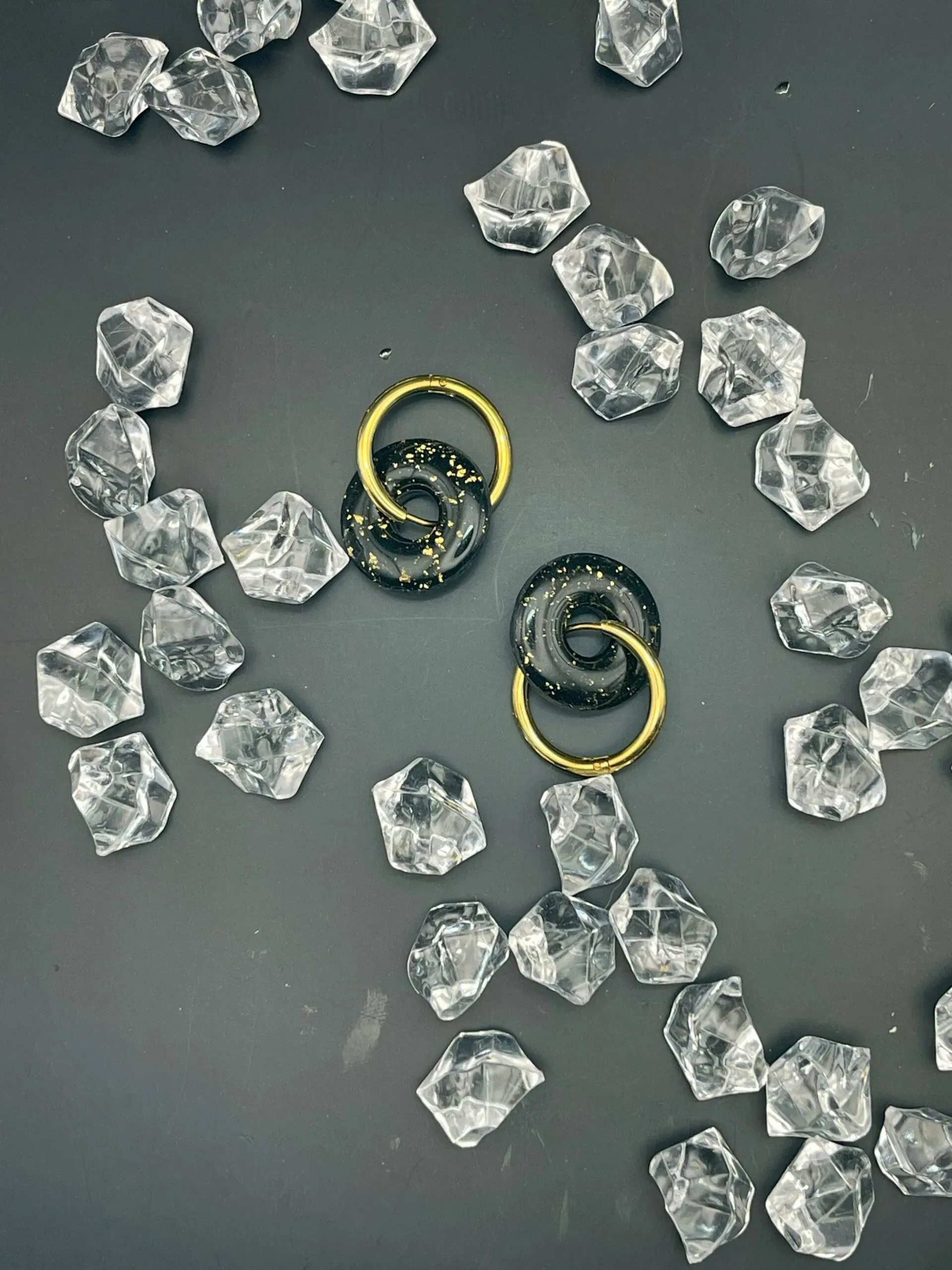 Pendientes + Charm Nox Dorado