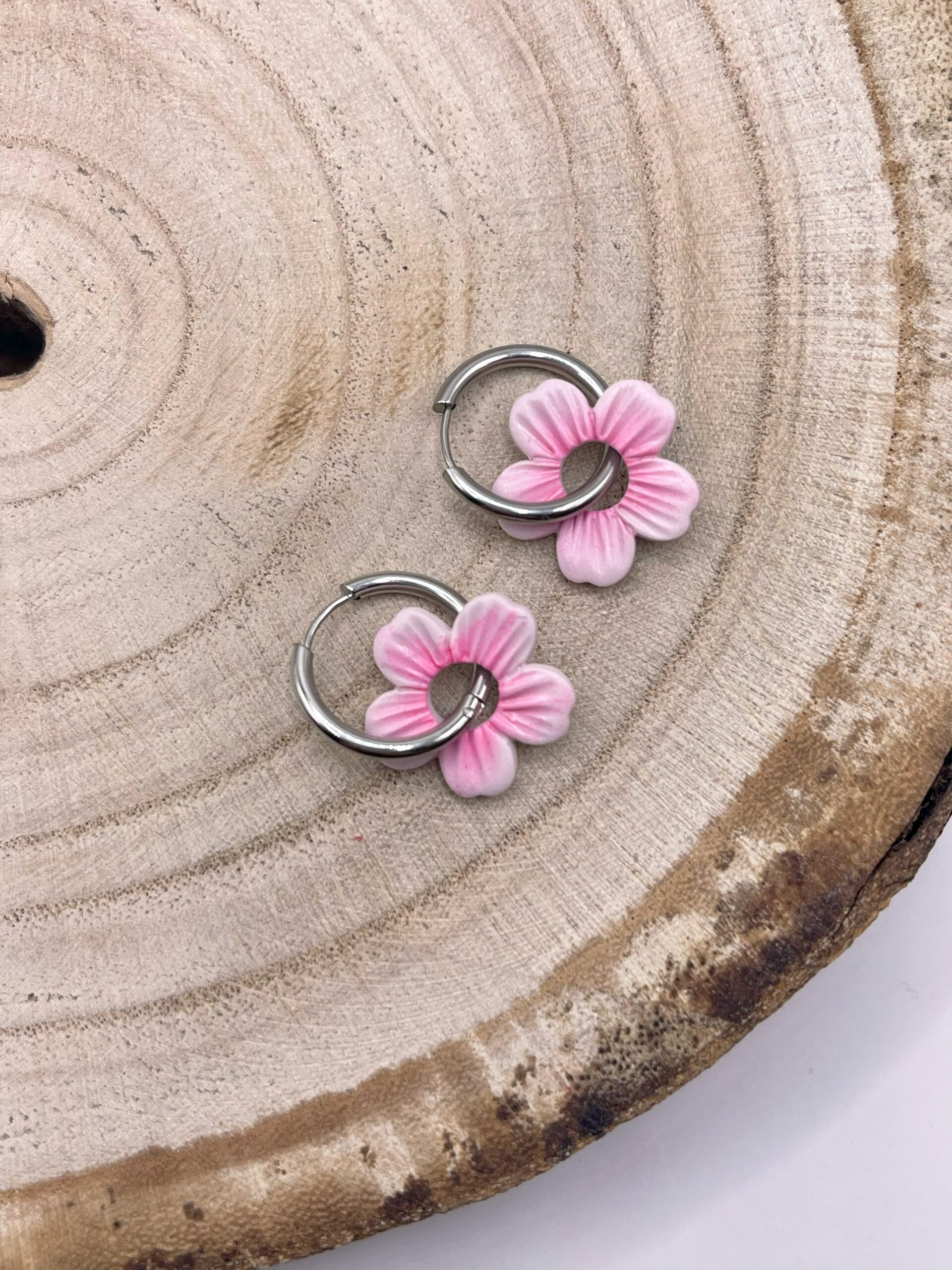 Charm Daisy Rosa
